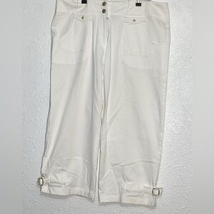 St. John sport white capris size 14